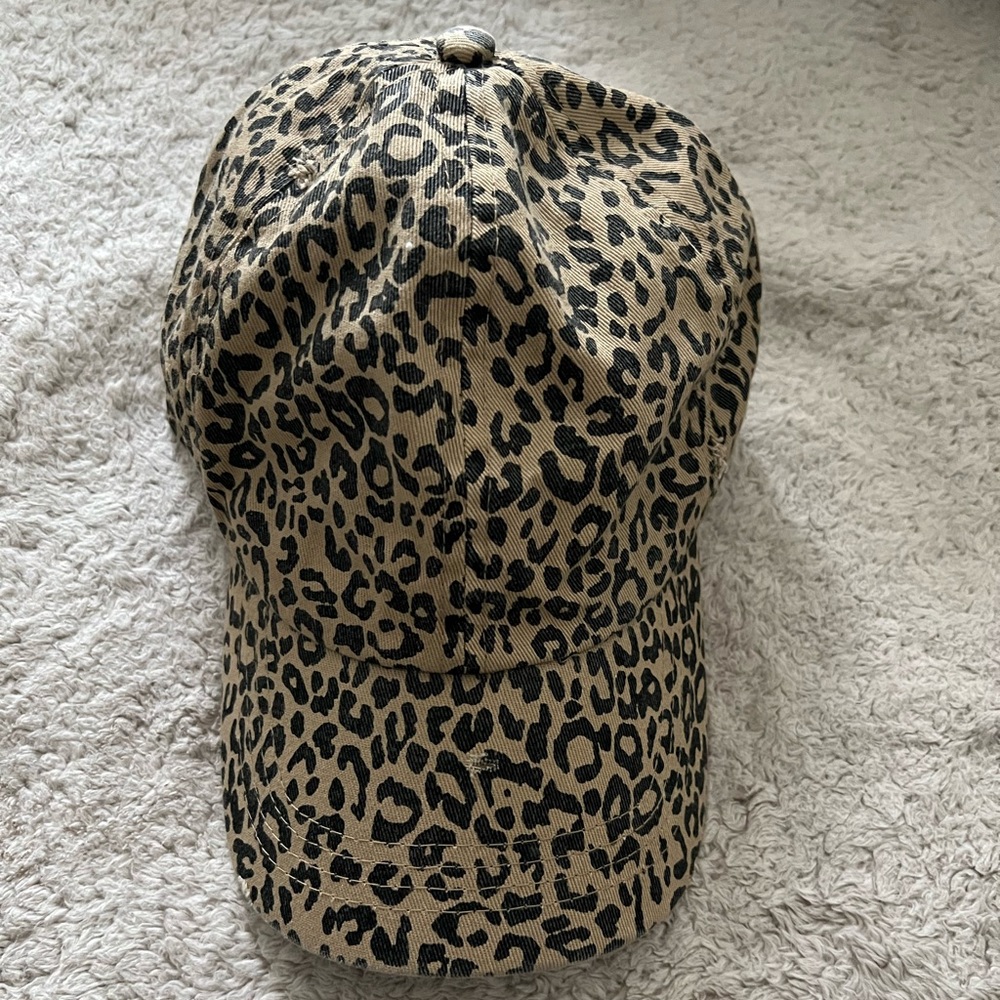 VICI leopard hat